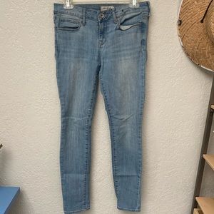 American Eagle Skinny Jeans. Size 9